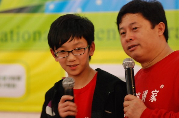 　愛通天下學習動力營，讓愛傳出去，以愛心溫暖孩子的生命。以正確人生觀感召孩子建立學習信仰，讓父母與孩子共同成長，讓孩子決心激發學習興趣，提升學習動力，